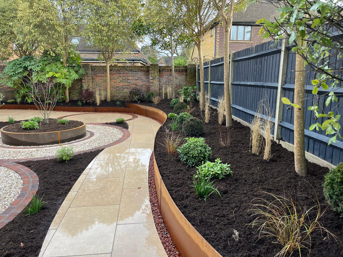 How Much Does Garden Edging Cost in the UK in 2025?