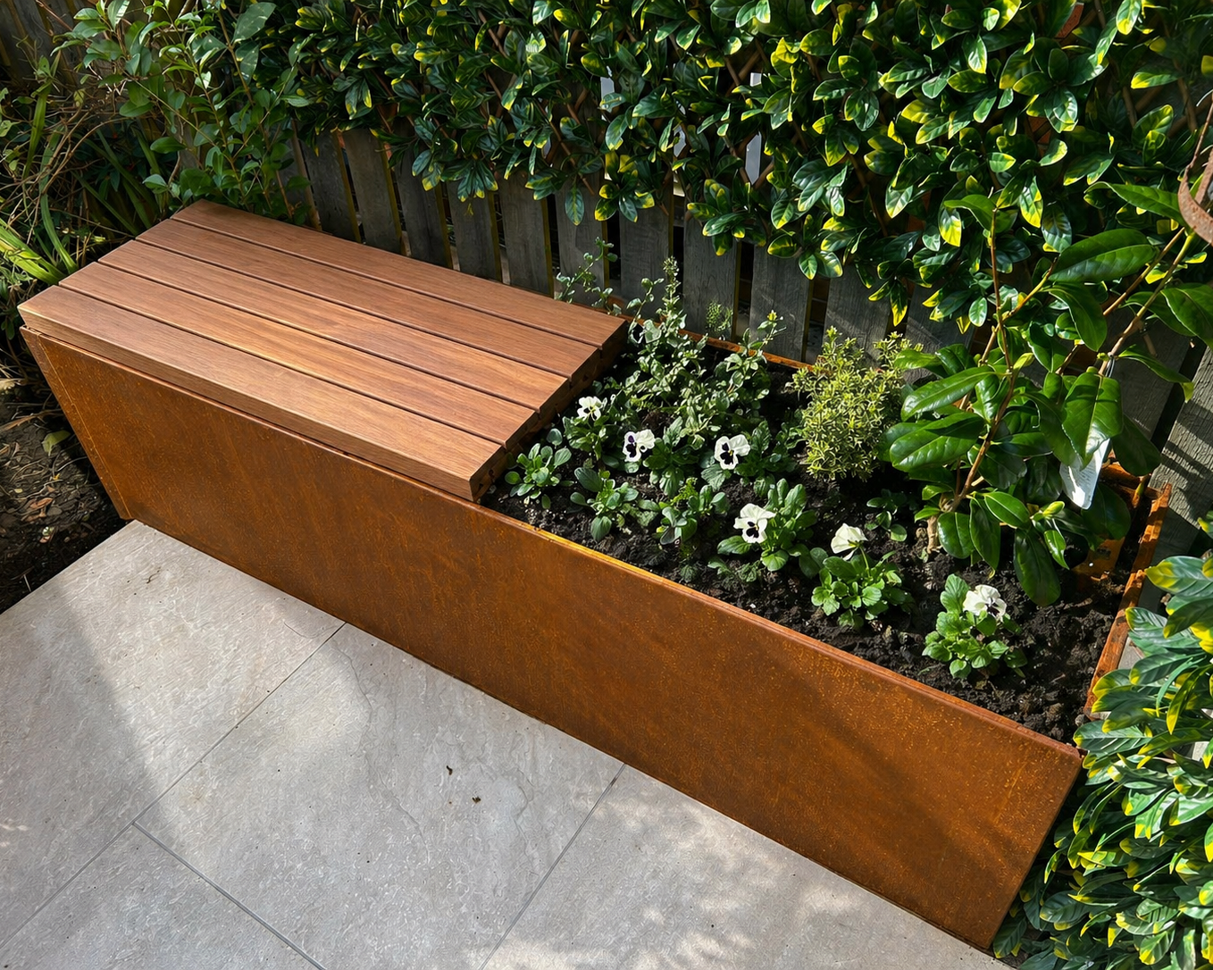 Modal integrated Bench GEO