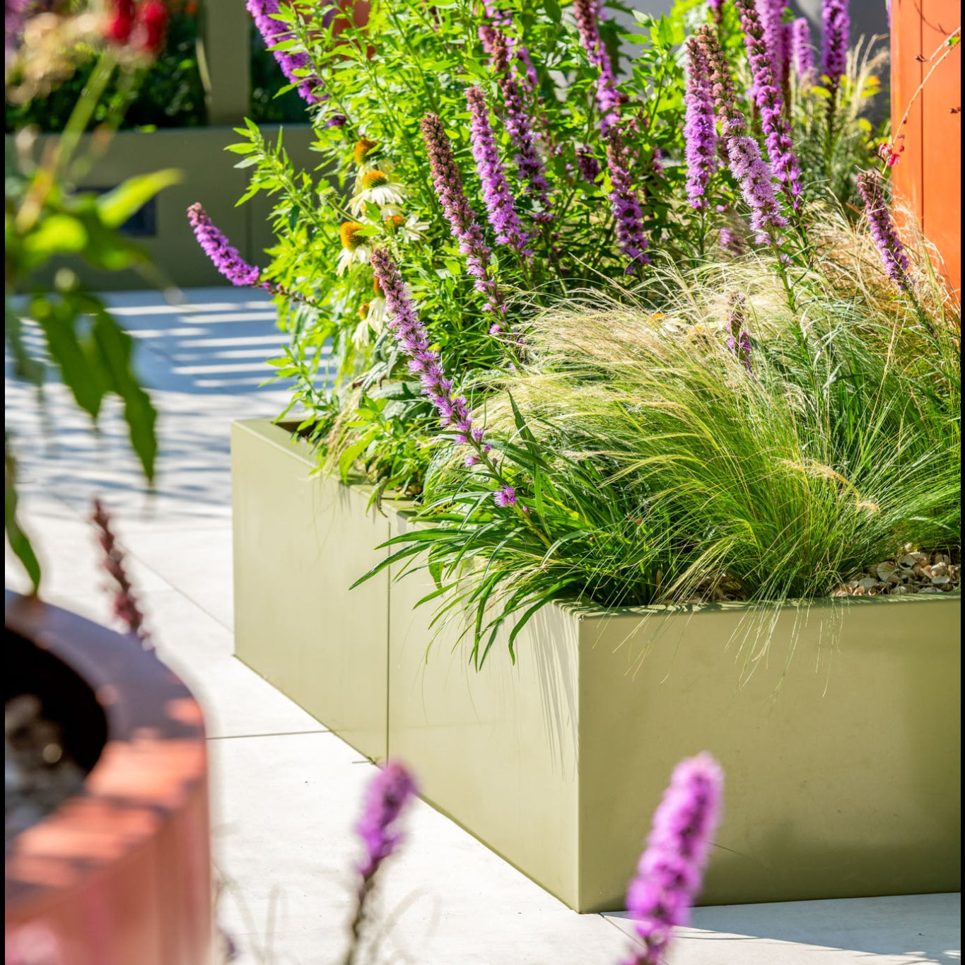 Contain Garden Planter - Circular Planter Tub GEO