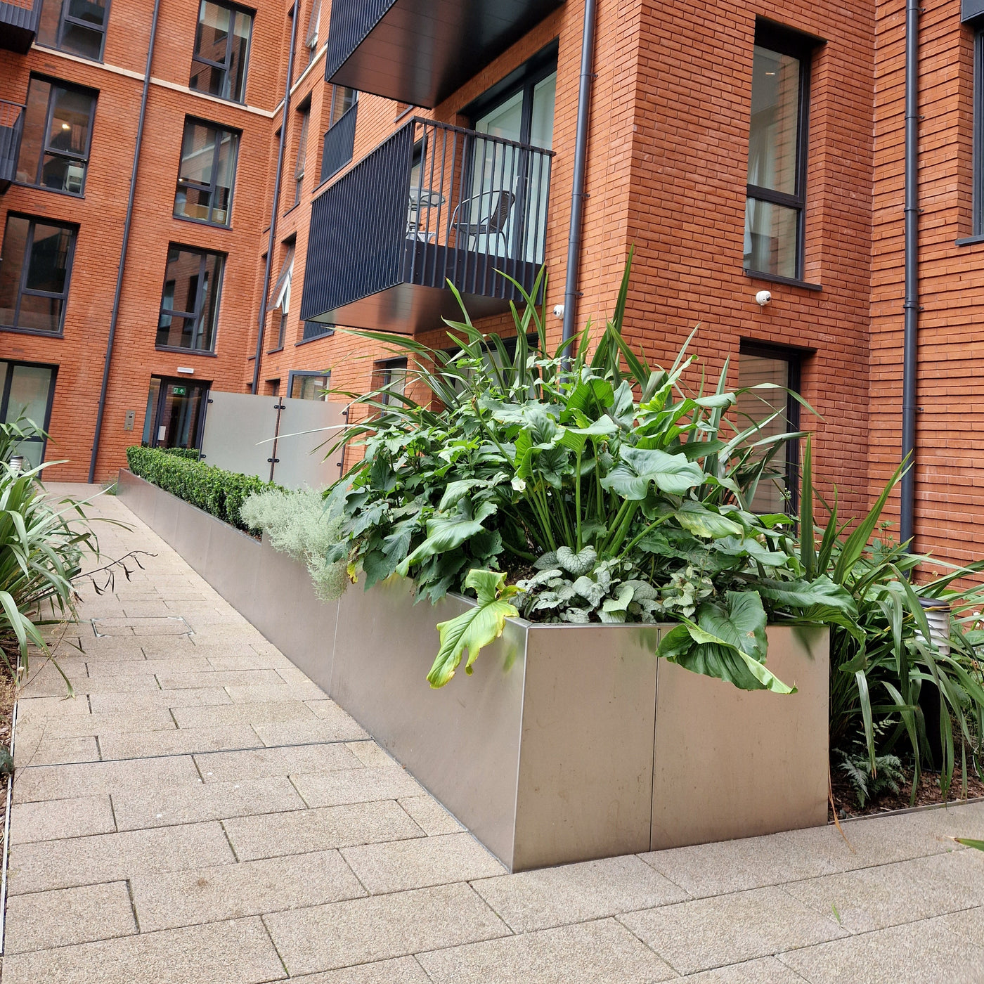 Contain - Square Planter Tub GEO