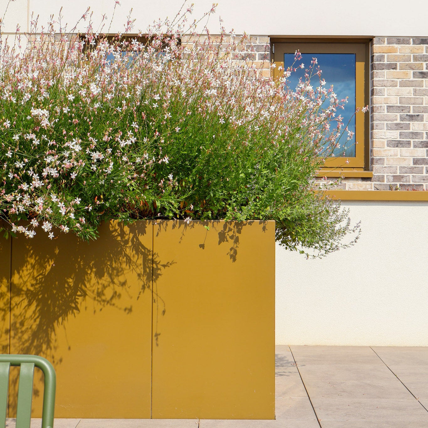 Contain Garden Planter - Square Planter Tub GEO