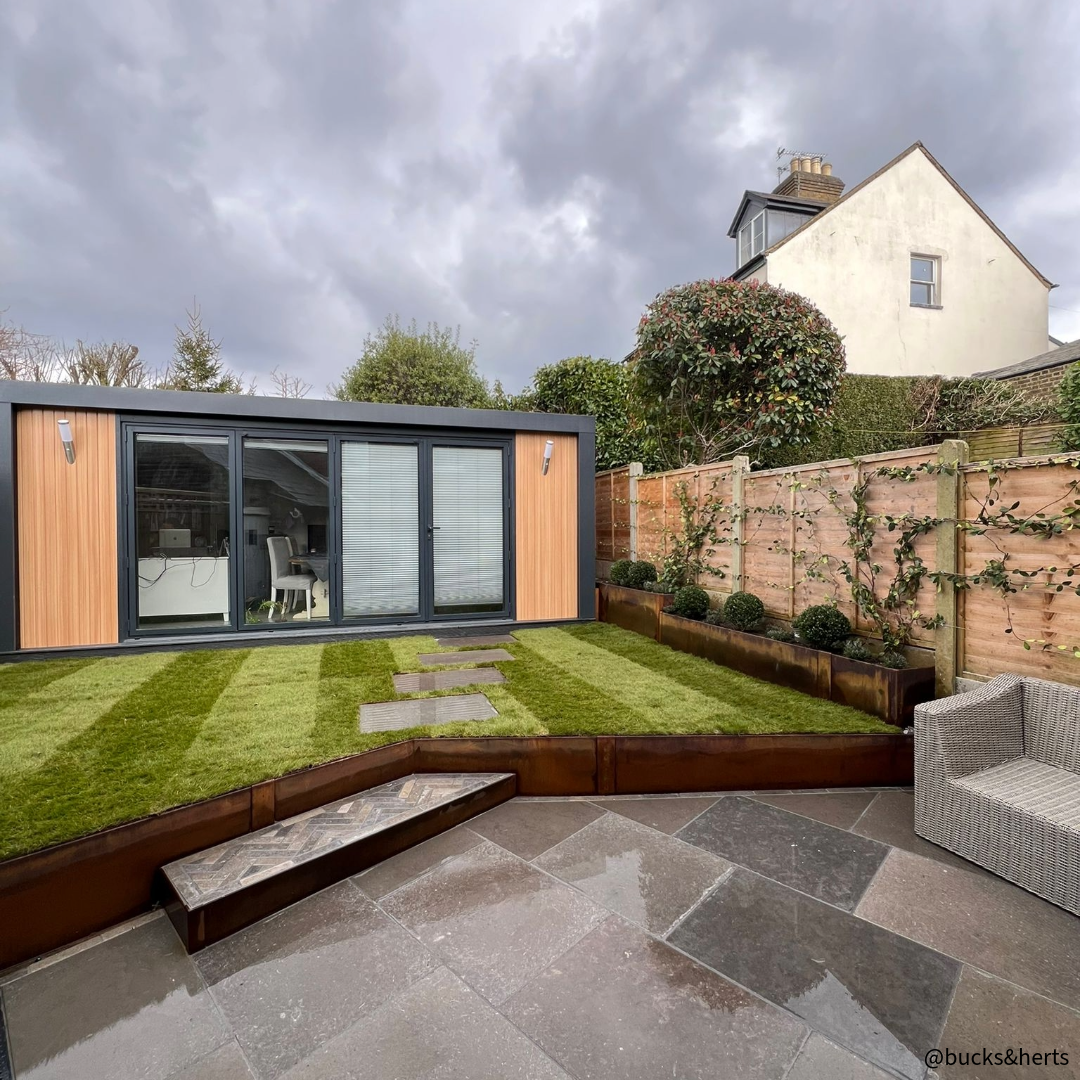 Contour Raised Bed System - Edge height 300mm GardenEdgingOnline.com